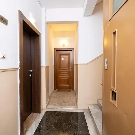 Modern Downtown Apt 公寓